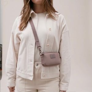 Danger Dover Mara Phone sling in Dune